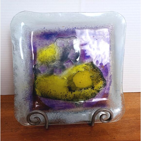Gilah Omaha Nebraska Hints of Purple and Yellow Fused Glass Show Plate - Picture 8 of 10